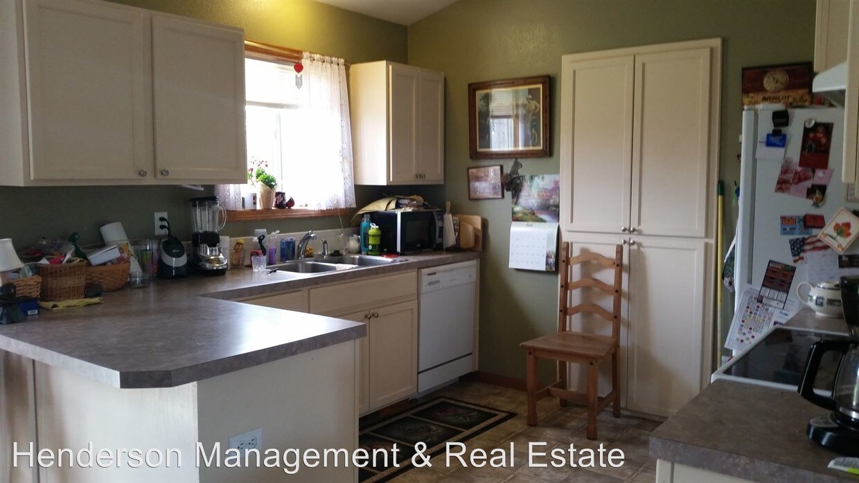Building Photo - 3 br, 3 bath House - 355 Lavastone Ave