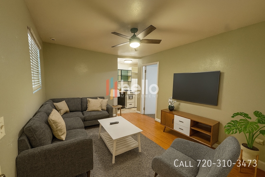 Primary Photo - 1372 Zephyr St