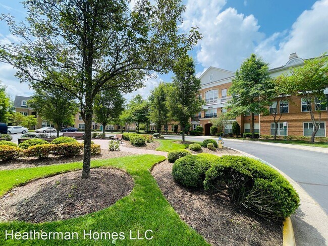 Building Photo - 3 br, 2.5 bath House - 8610 Liberty Trail ...