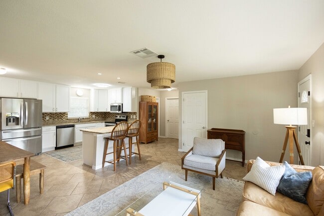 Foto del edificio - 650 S Park Ave