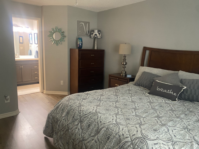 Foto del edificio - 621 Squire Cir