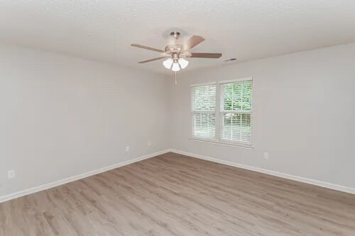 Foto del edificio - 2889 Shadow Brook Ct NW