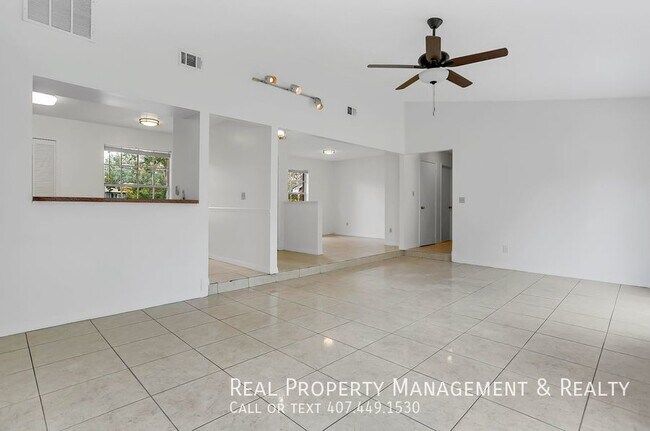 Building Photo - Nice 3 BR / 2 BA House near West Oaks Mall