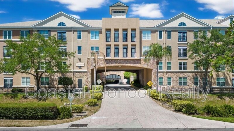 Foto principal - 4221 W Spruce St