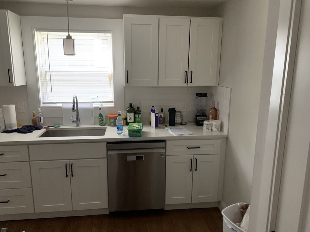 Foto principal - 31 Greycliff Rd