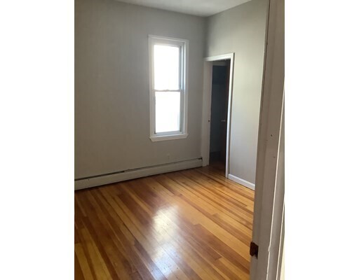 Building Photo - 2 Elmwood St