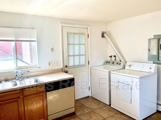 Foto del edificio - 7167 Stuart St
