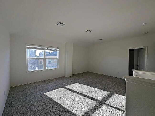Building Photo - 1216 Blackhaw Ln