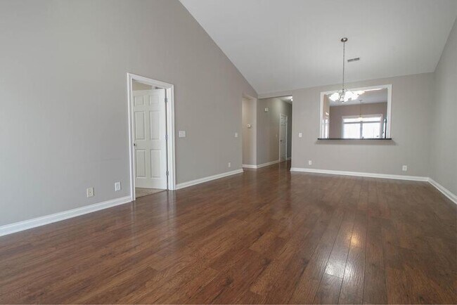 Foto del edificio - 2371- B Ellsworth Drive