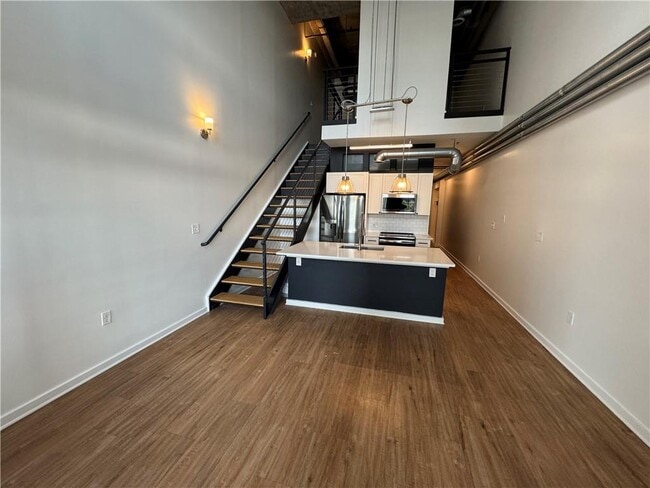 Building Photo - 260 18th St NW