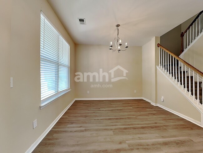Foto del edificio - 3597 Locklear Ln