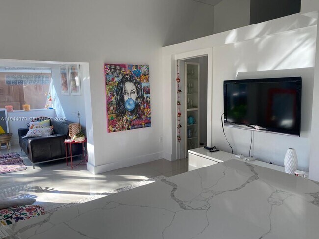 Foto del edificio - 5261 SW 154th Pl