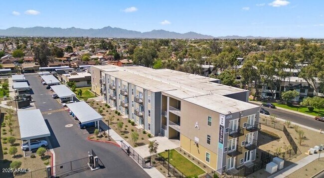 Foto del edificio - 6025 W Thomas Rd