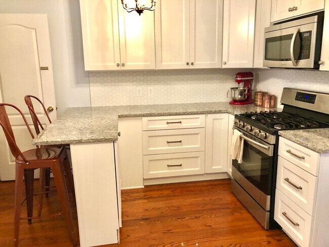 Foto del edificio - 2251 Sweetbriar Dr