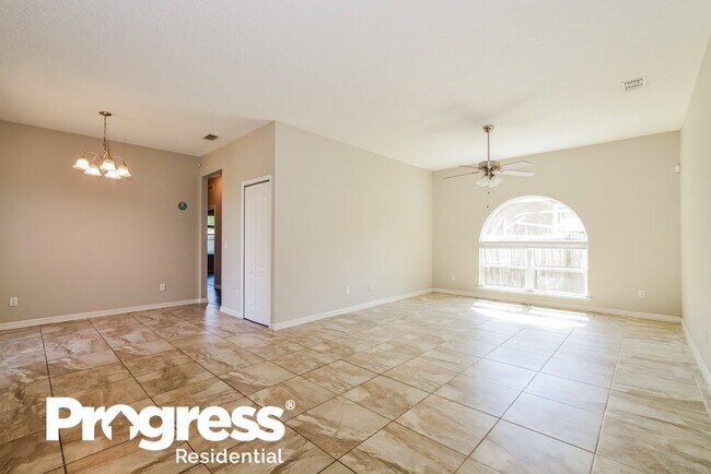 Building Photo - 279 Rambling Cir