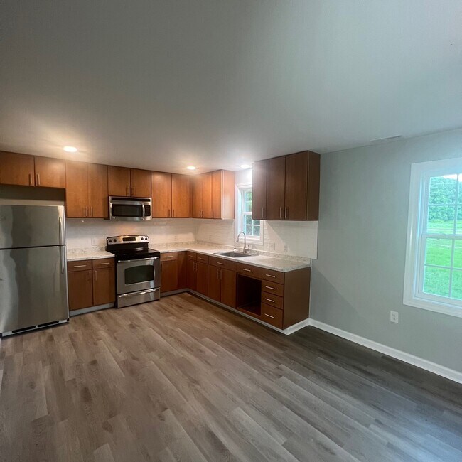 Foto del edificio - 3651 Gallberry Rd