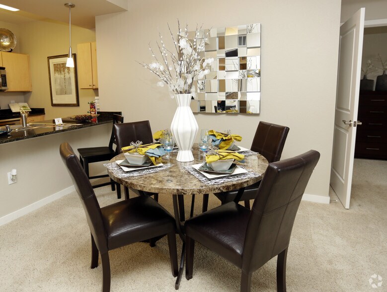 The Portola At Southglenn Als Centennial Co Apartments Com