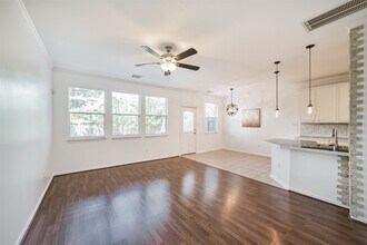 Building Photo - 11823 Keystone Spring Way