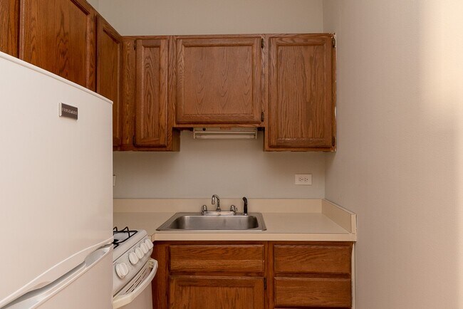 Foto del edificio - 516 W Melrose St