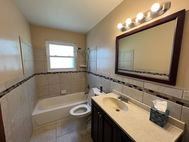 Foto del edificio - McKnight Observatory Hill - 2 BR Single Fa...