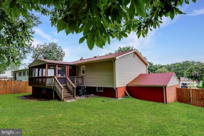 Foto del edificio - 13421 Delaney Rd