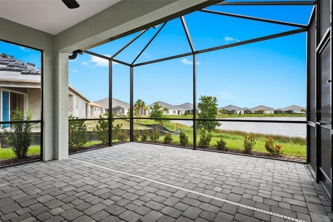 Building Photo - 10112 Lake Wales Cir