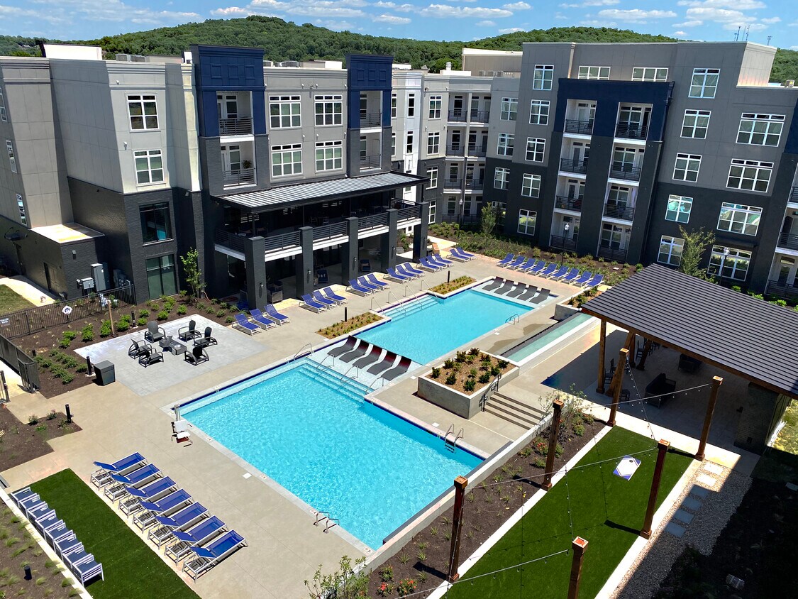 The Sterling at Stonecrest Apartments Smyrna, TN