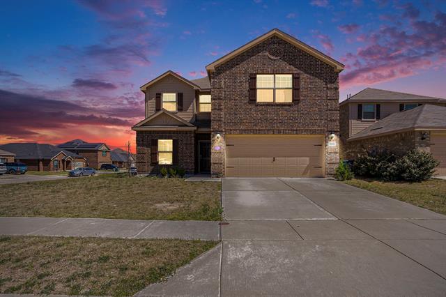 Building Photo - 921 Primrose Dr