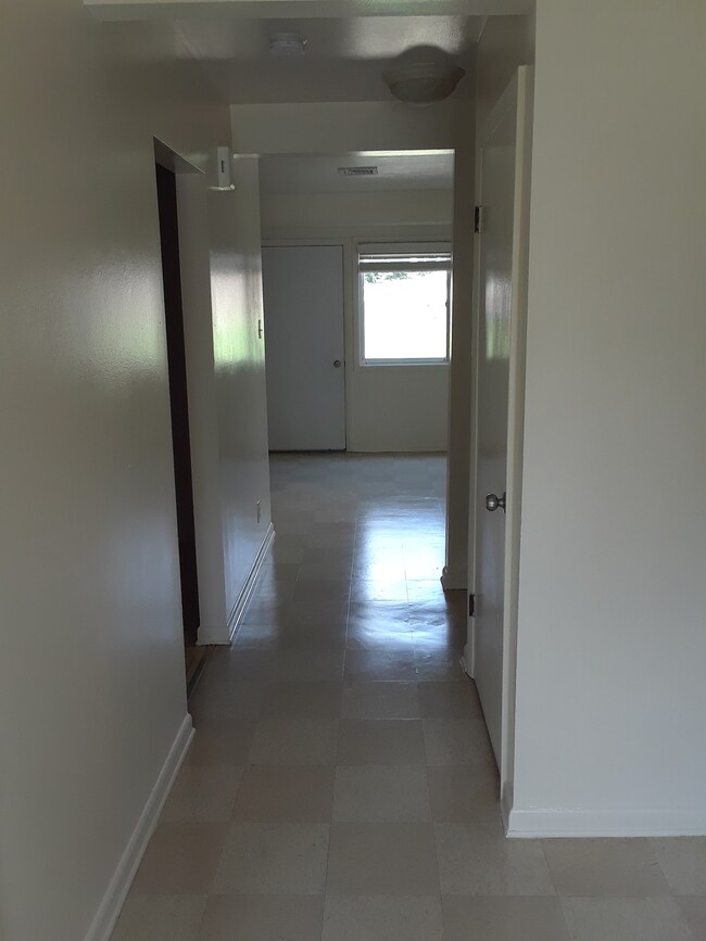 Building Photo - 376 Mariner Ct