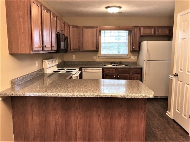Building Photo - 3139 Hardwood Drive