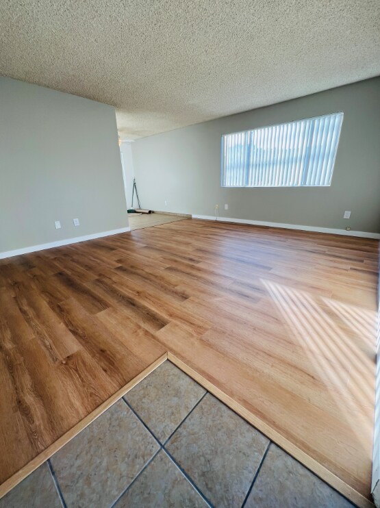 Foto del edificio - 2411 Pattiglen Ave