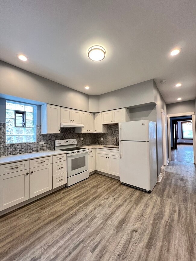 Foto del edificio - 6810 S Calumet Ave