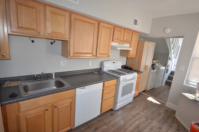 Foto del edificio - 925 S Hanover St