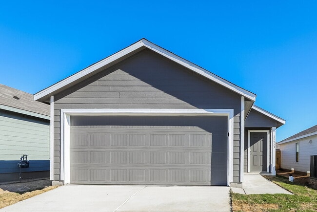 Building Photo - 11533 Chestnut Barr Dr