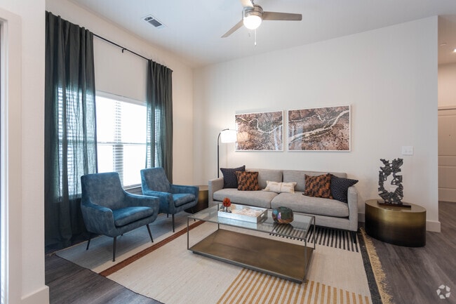 1HAB, 1BA - 740 ft² - The Everett at Ally Village