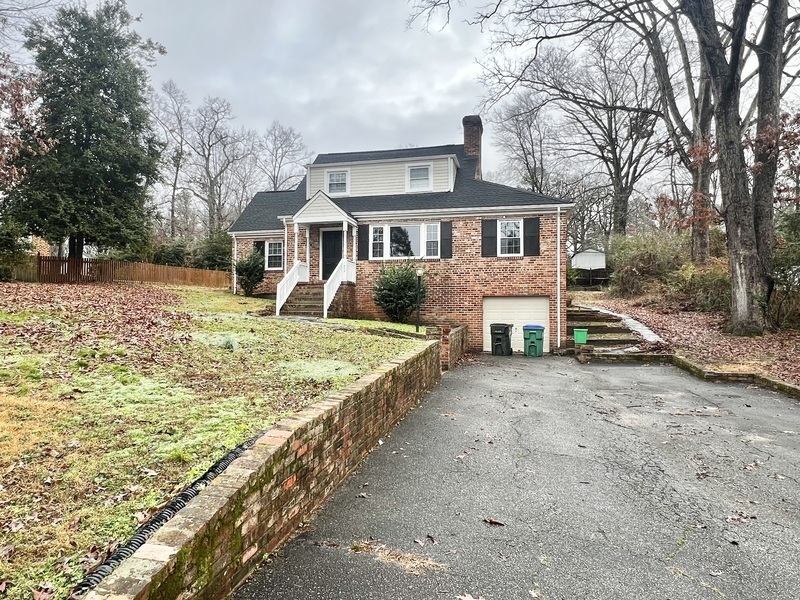 Primary Photo - 1425 Braeside Dr