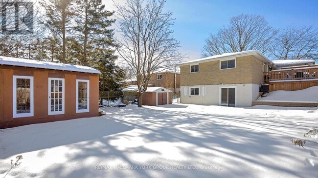 Building Photo - 15 Banff Dr