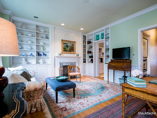 Building Photo - 2014 Hillyer Pl NW