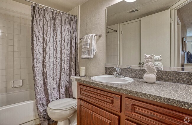 1BR, 1BA - 608 SF - Timberlake