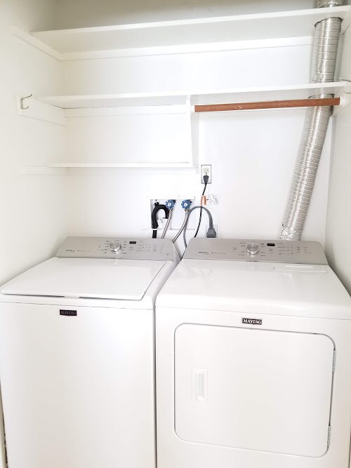 Foto del edificio - 1050 S Jones Blvd