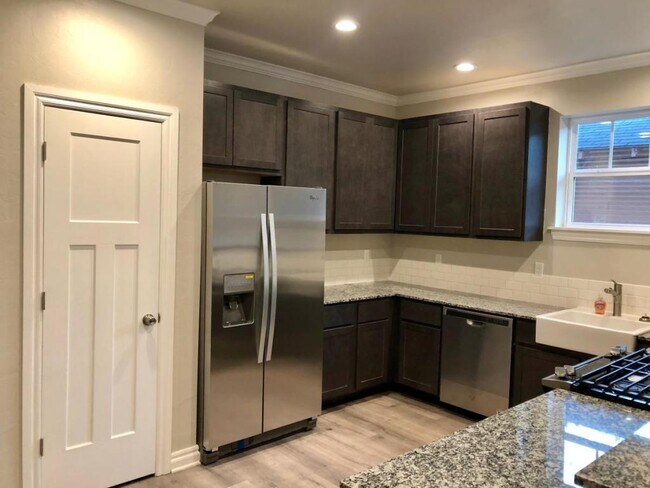 Foto del edificio - 106 Castro