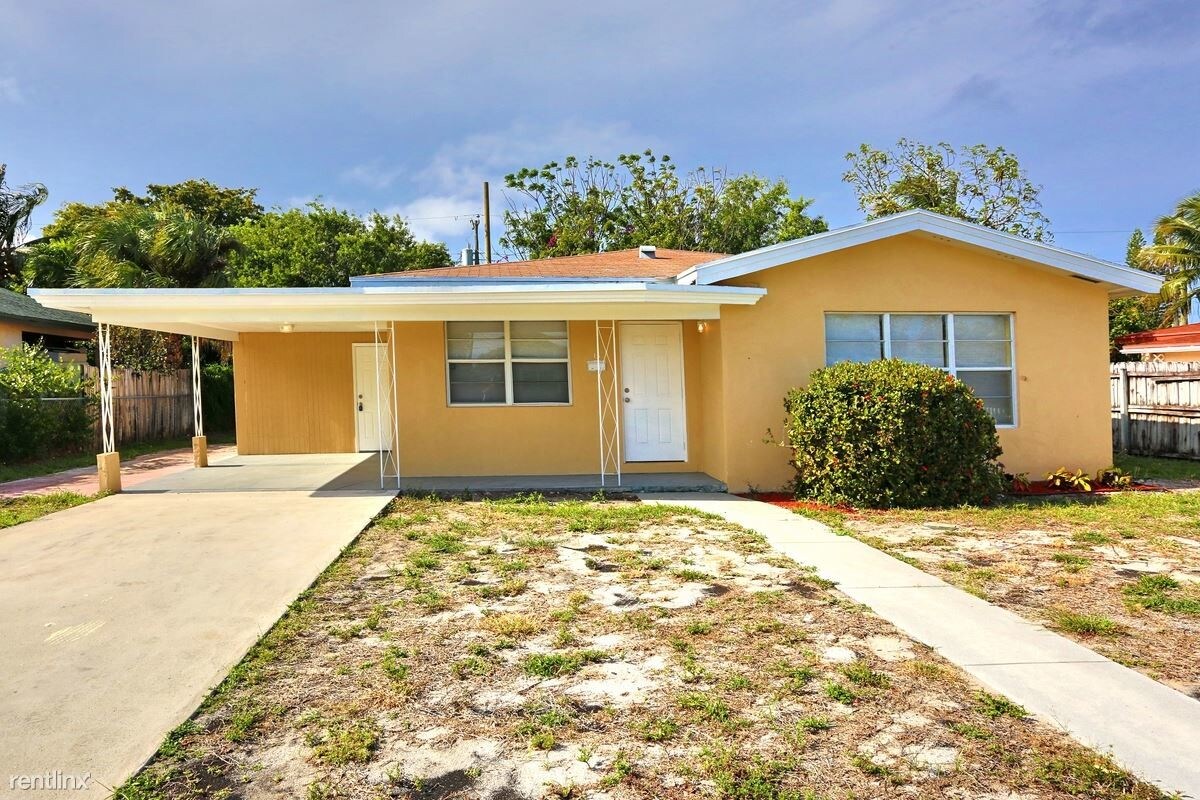 Primary Photo - 3 br, 2 bath House - 15 SW 8th Court
