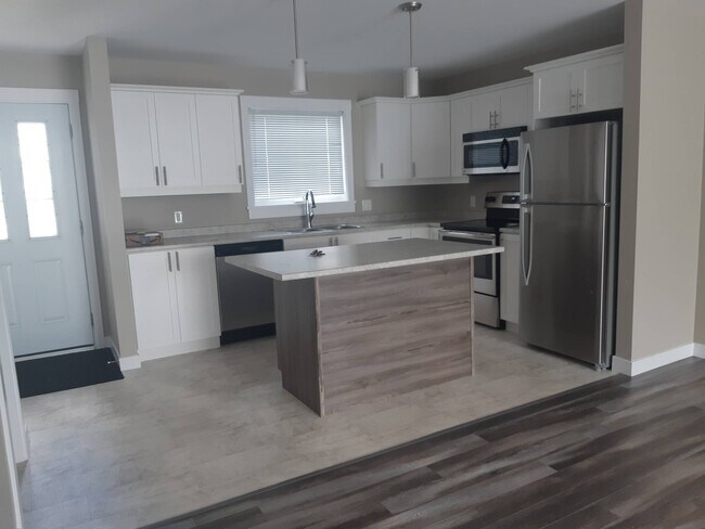 Photo du bâtiment - 96 Fieldstone Ct