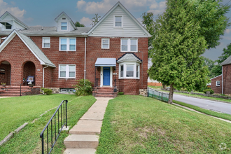 Building Photo - 1031 Elm Ridge Ave