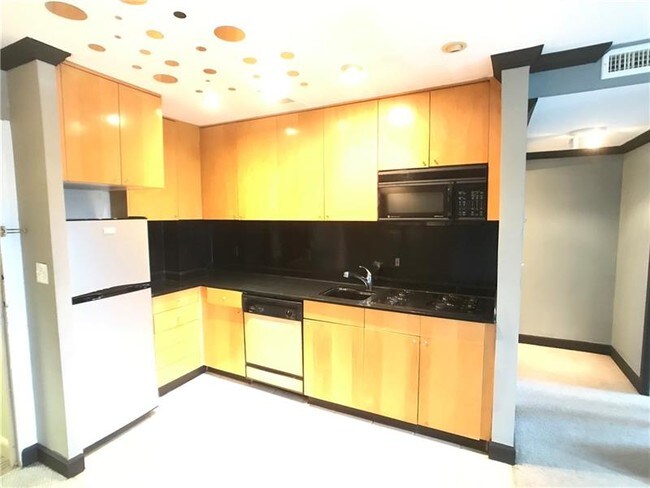 Foto del edificio - 2285 Peachtree Rd NE