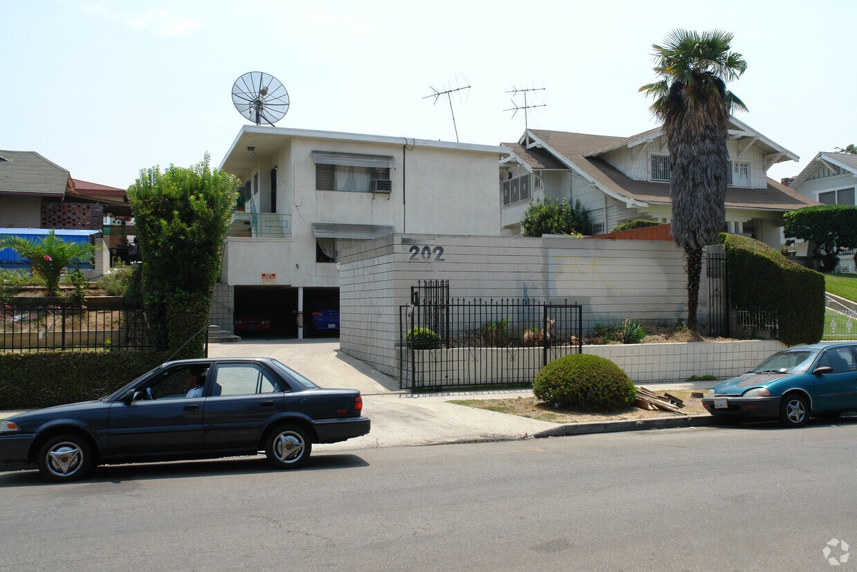 Foto principal - 202 S Carondelet St