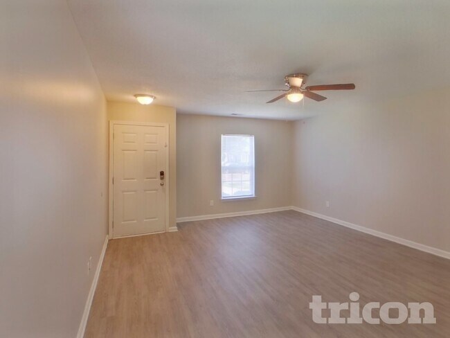 Building Photo - 80 Springway Dr