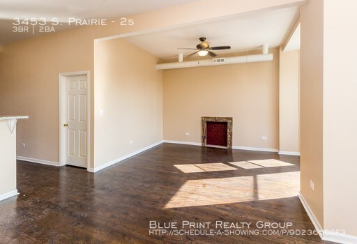 Building Photo - 3453 S Prairie Ave