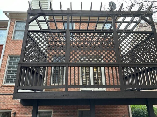 Foto del edificio - 1296 Dunwoody Cove