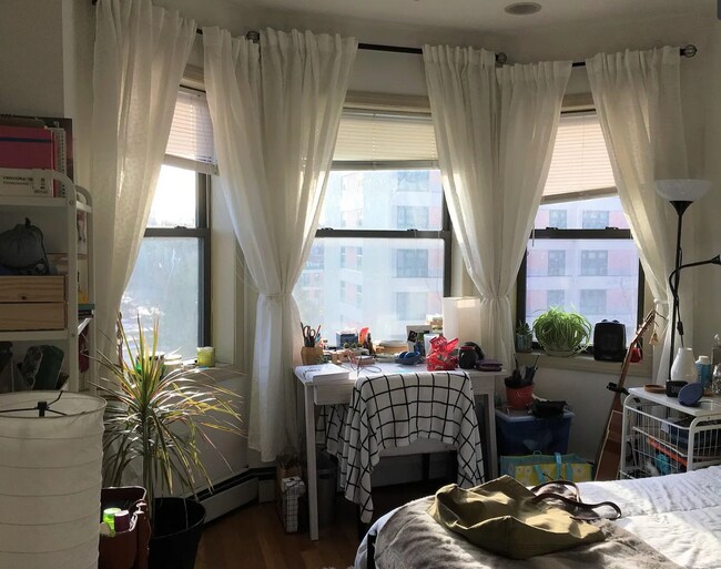 Foto del edificio - 1021 Tremont St